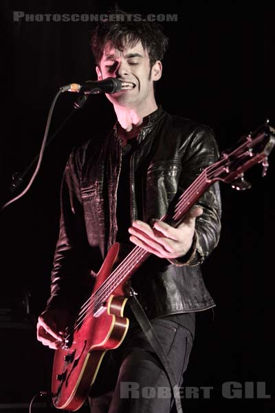 BLACK REBEL MOTORCYCLE CLUB - 2010-05-12 - PARIS - Le Bataclan - Robert Levon Been